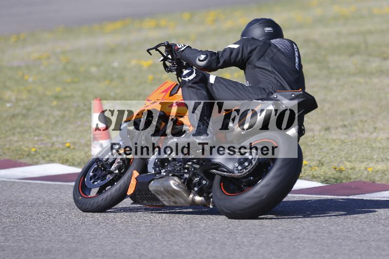 /06 08.04.2026 Cornu Master School ADR/Gruppe blau/backside